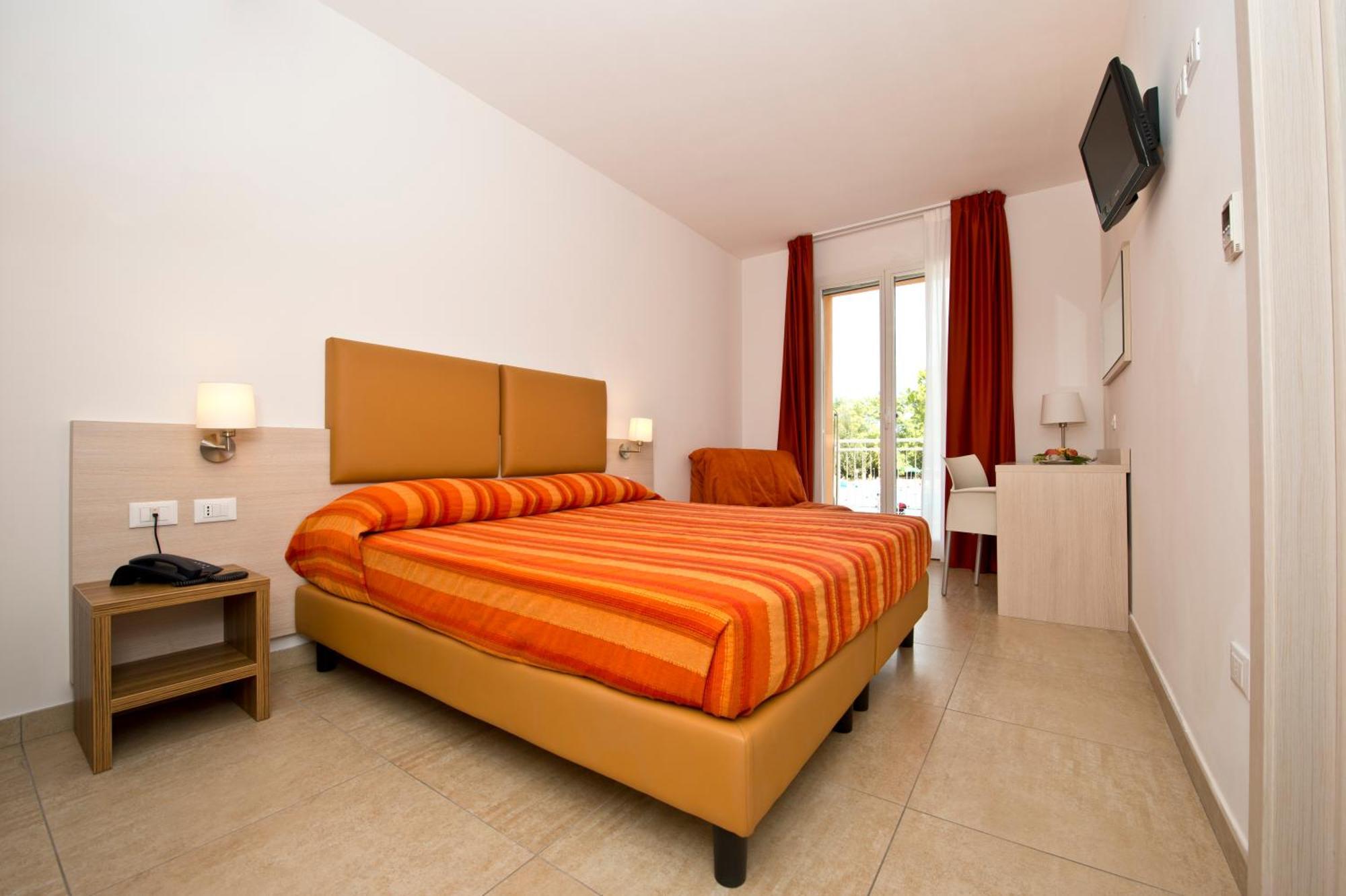 Club Village & Hotel Spiaggia Romea Lido di Volano Dış mekan fotoğraf