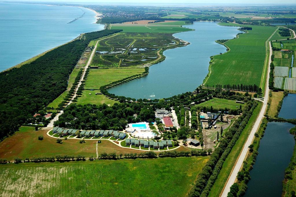 Club Village & Hotel Spiaggia Romea Lido di Volano Dış mekan fotoğraf