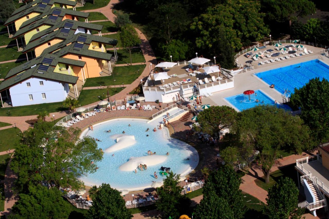 Club Village & Hotel Spiaggia Romea Lido di Volano Dış mekan fotoğraf